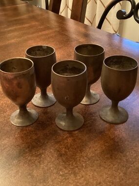 Set of 5 vintage goblets